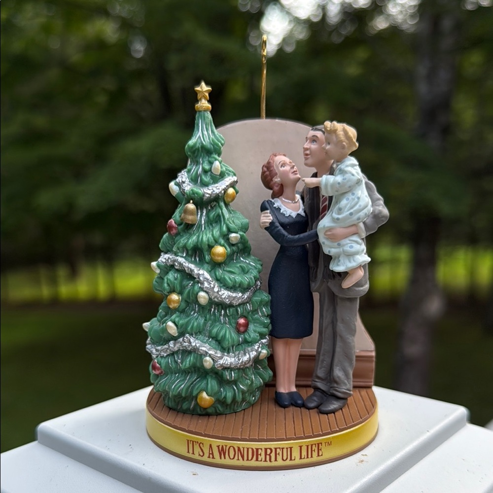 Vintage Hallmark It's a Wonderful Life Holiday Keepsake Ornament